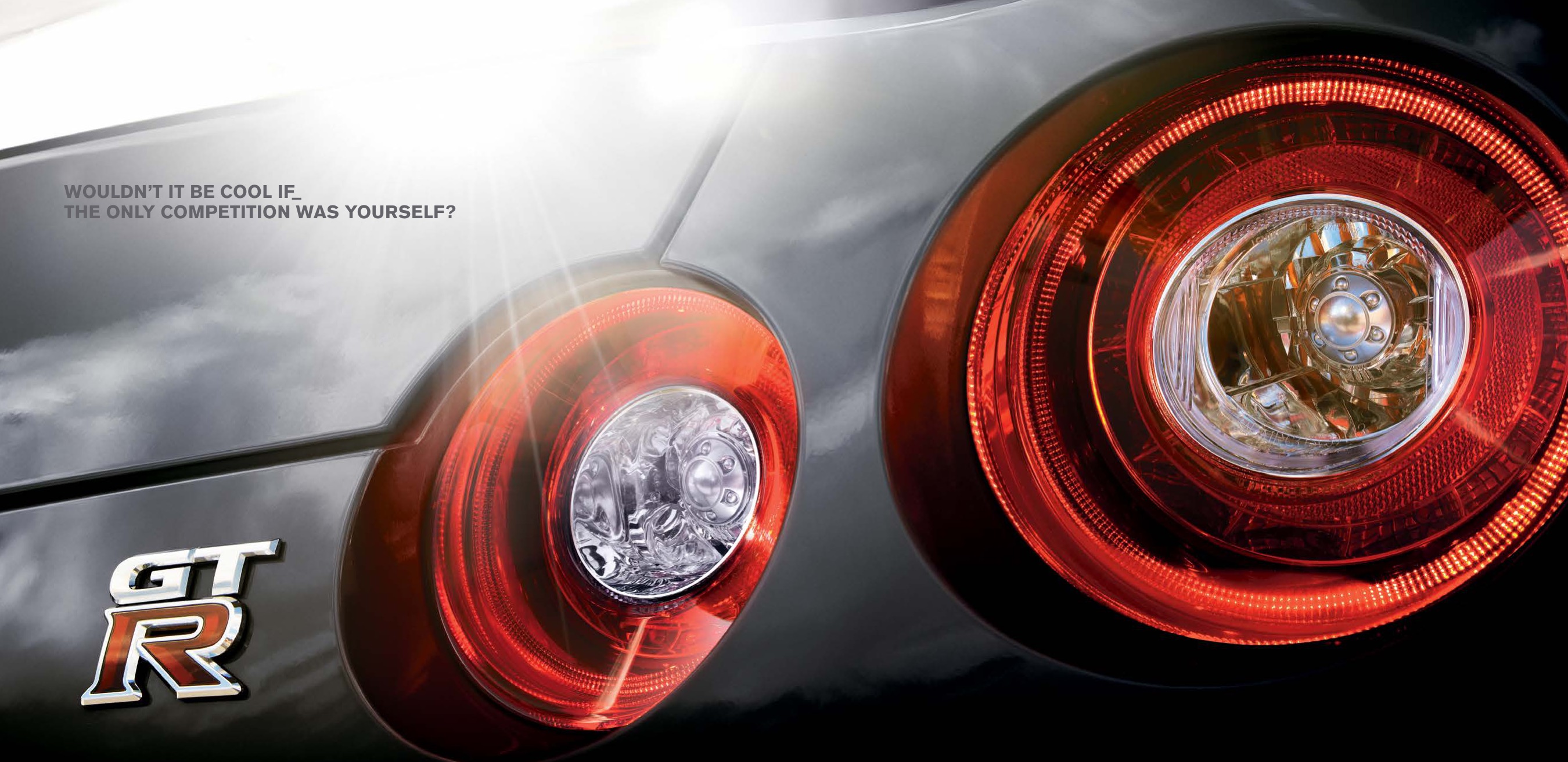 2015 Nissan GT-R Brochure Page 11